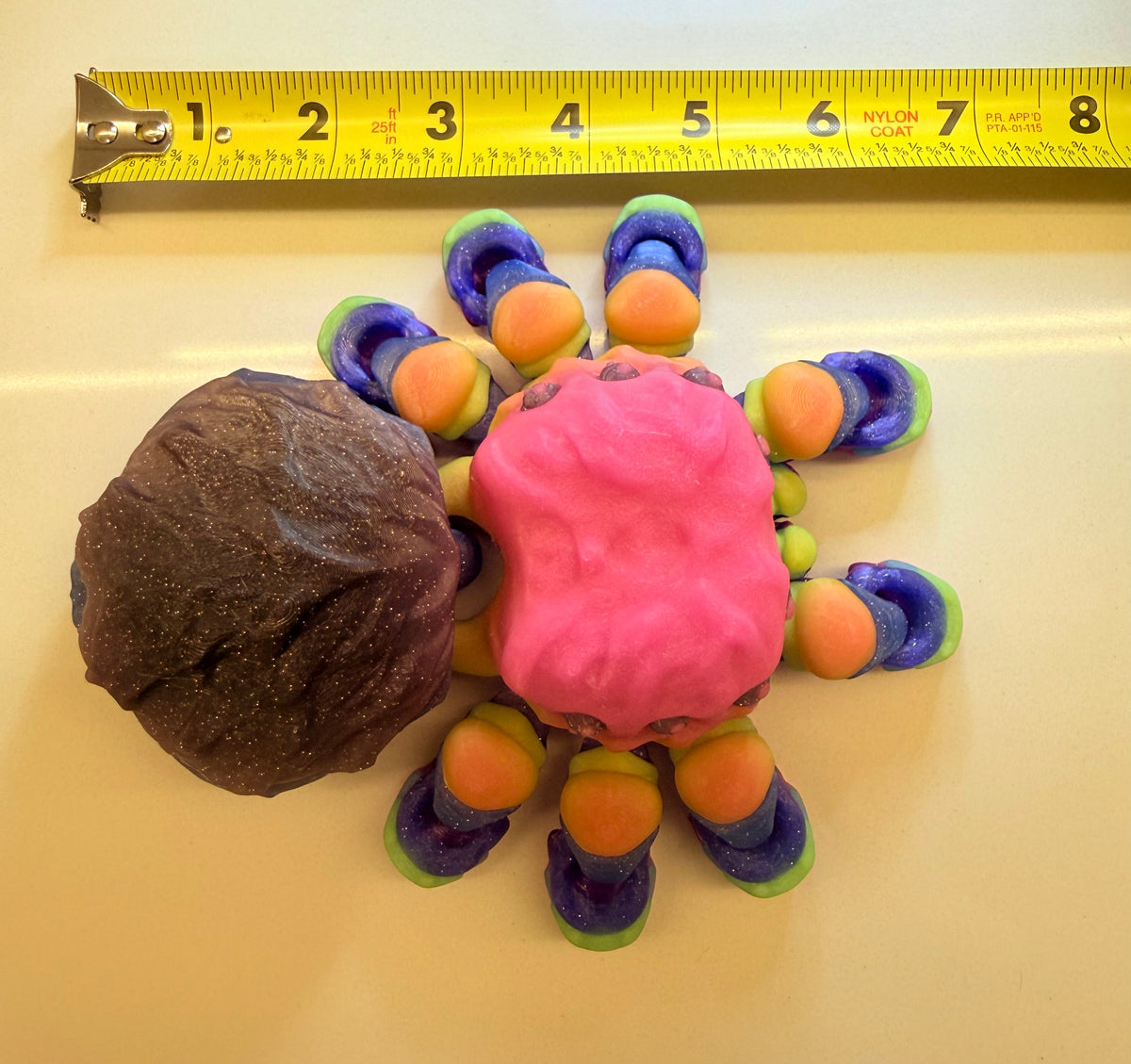 Large Jumping Spider Flexi – Glow in the Dark, 10 Magnets