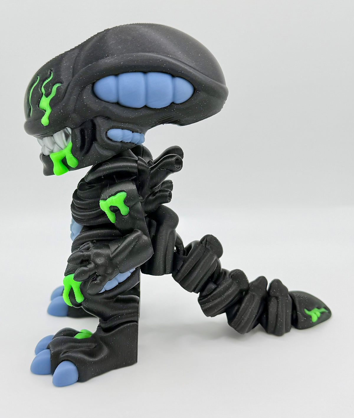 Xenomorph injured 3D printed Flexi – Glow in the dark Saliva & injury’s. SilverTeeth, 4” Tall