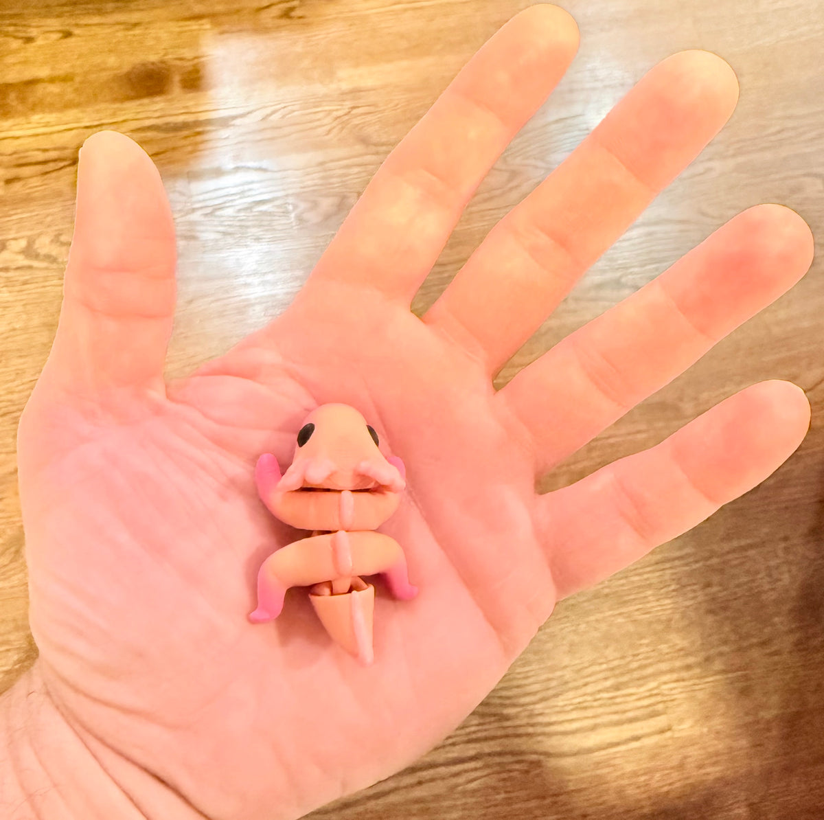 Axolotl Pocket Peep Flexi – Gradient Pink, Glow, 2”