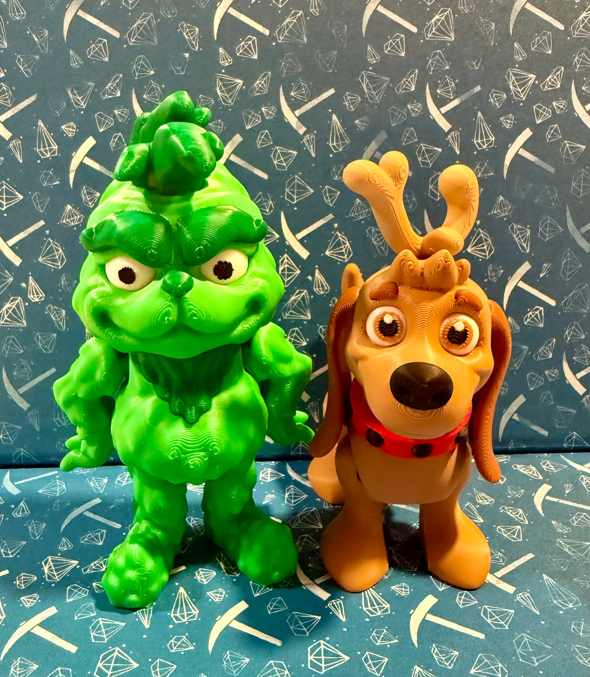 Grinch & Max articulating, 3-D printed models pair