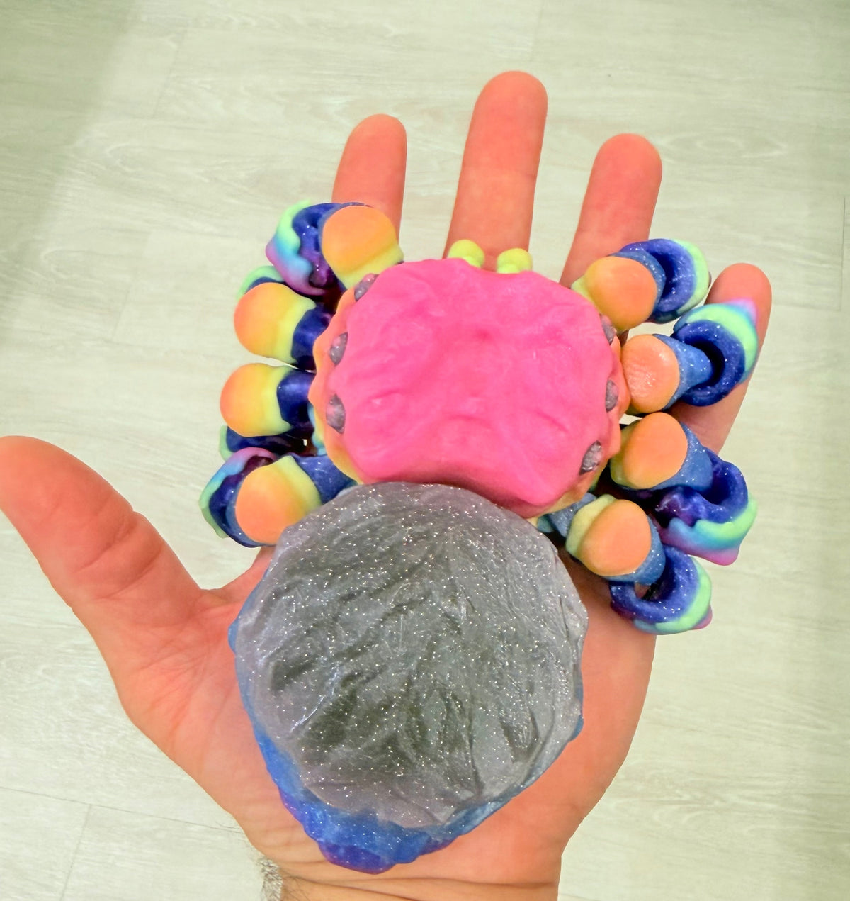 Large Jumping Spider Flexi – Glow in the Dark, 10 Magnets