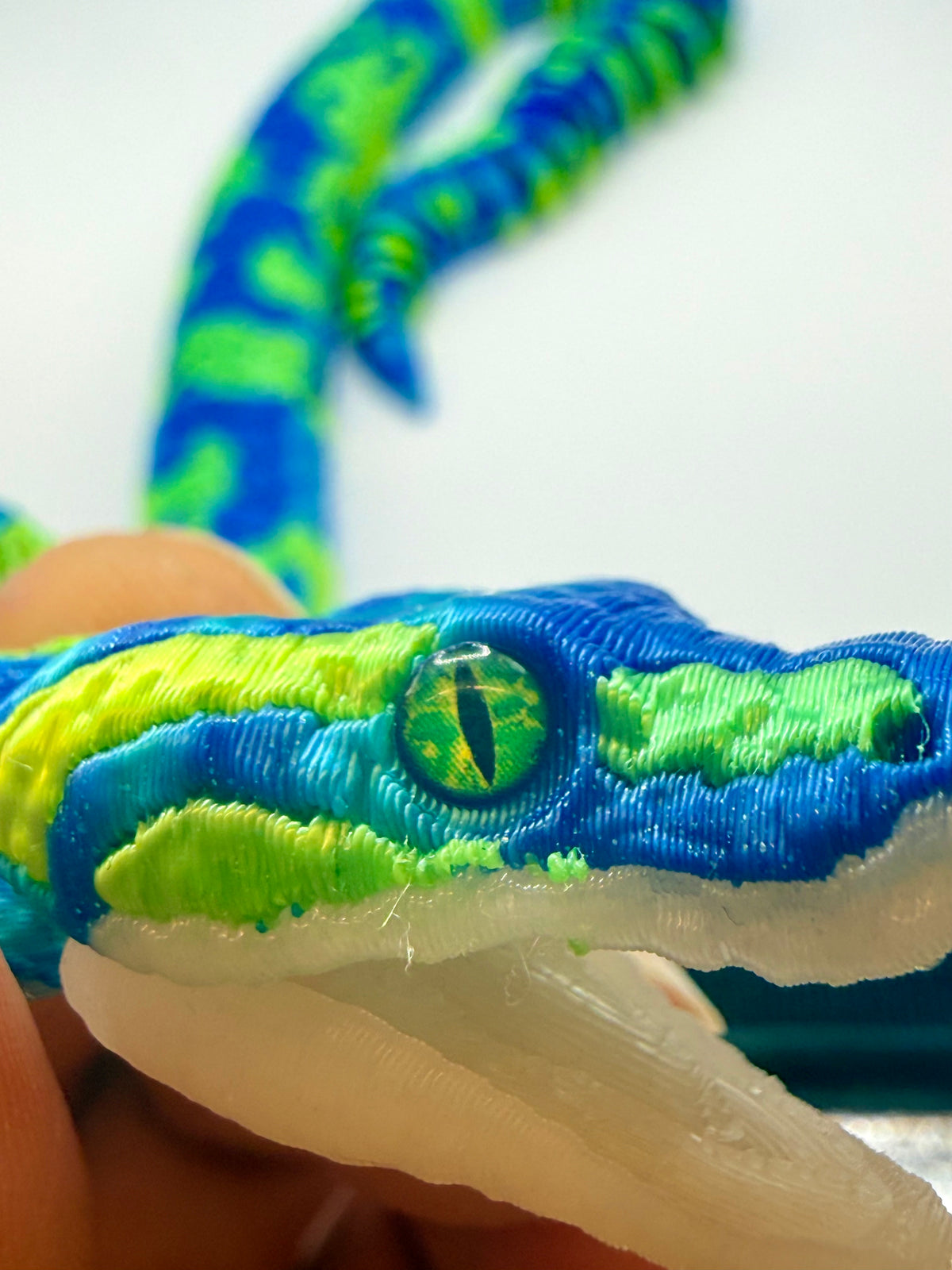 Ball Python Snake Flexi – Gradient, 20”, Jaw Opens