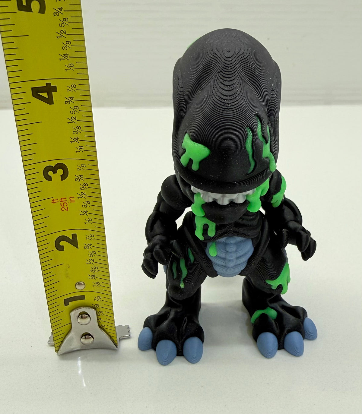 Xenomorph injured 3D printed Flexi – Glow in the dark Saliva & injury’s. SilverTeeth, 4” Tall