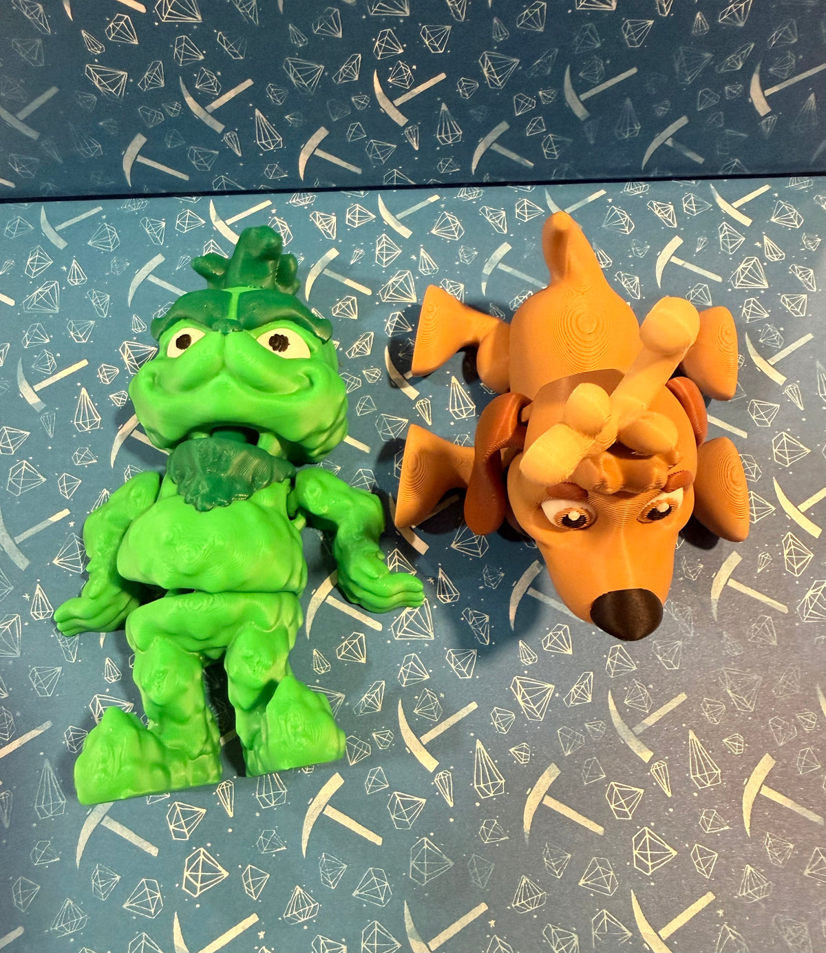 Grinch & Max articulating, 3-D printed models pair