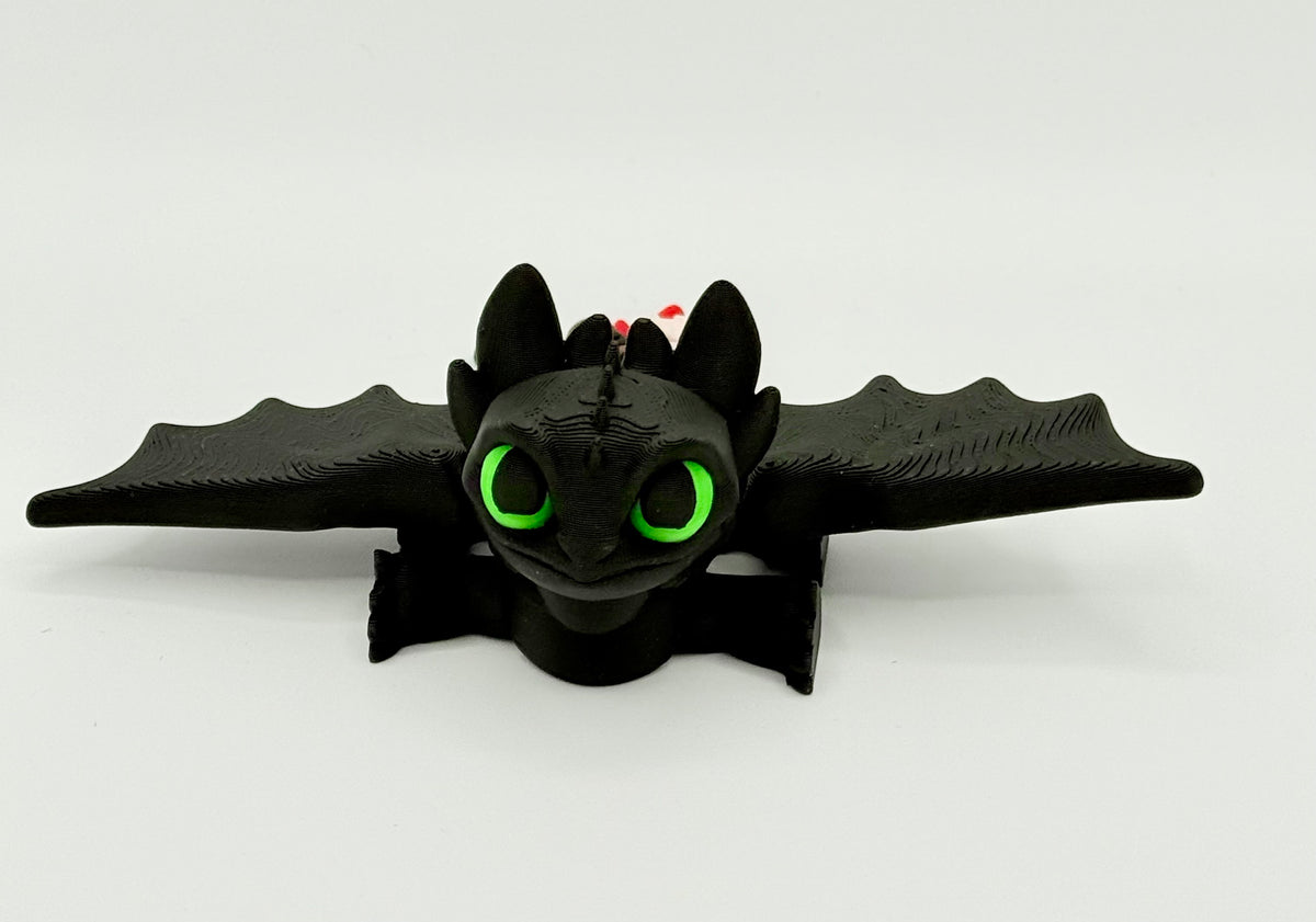 Toothless How to train your Dragons with glowing eyes